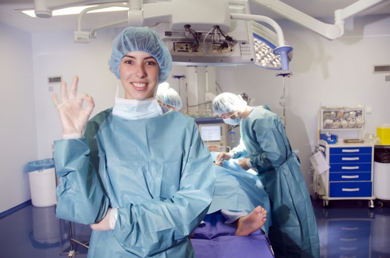 新宿で働く人を支える多様で先進的な内科医療と都市型クリニックの魅力